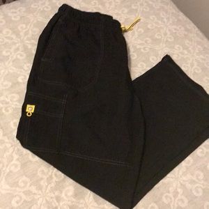 Spread Good Cheer size 2X uniform pants